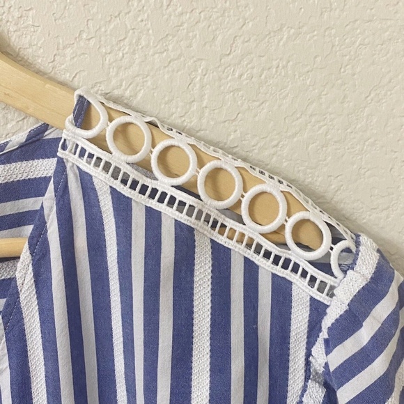 MICHAEL Michael Kors Blouse Top Size Small Blue White Striped Ruffle Sleeve - Picture 3 of 5